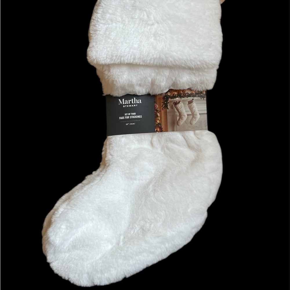 πMartha Stewart Plush White Holiday Stockings~Set of 4